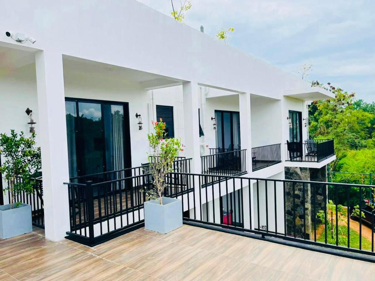 Black Mustang Hotel Dambulla Luaran gambar