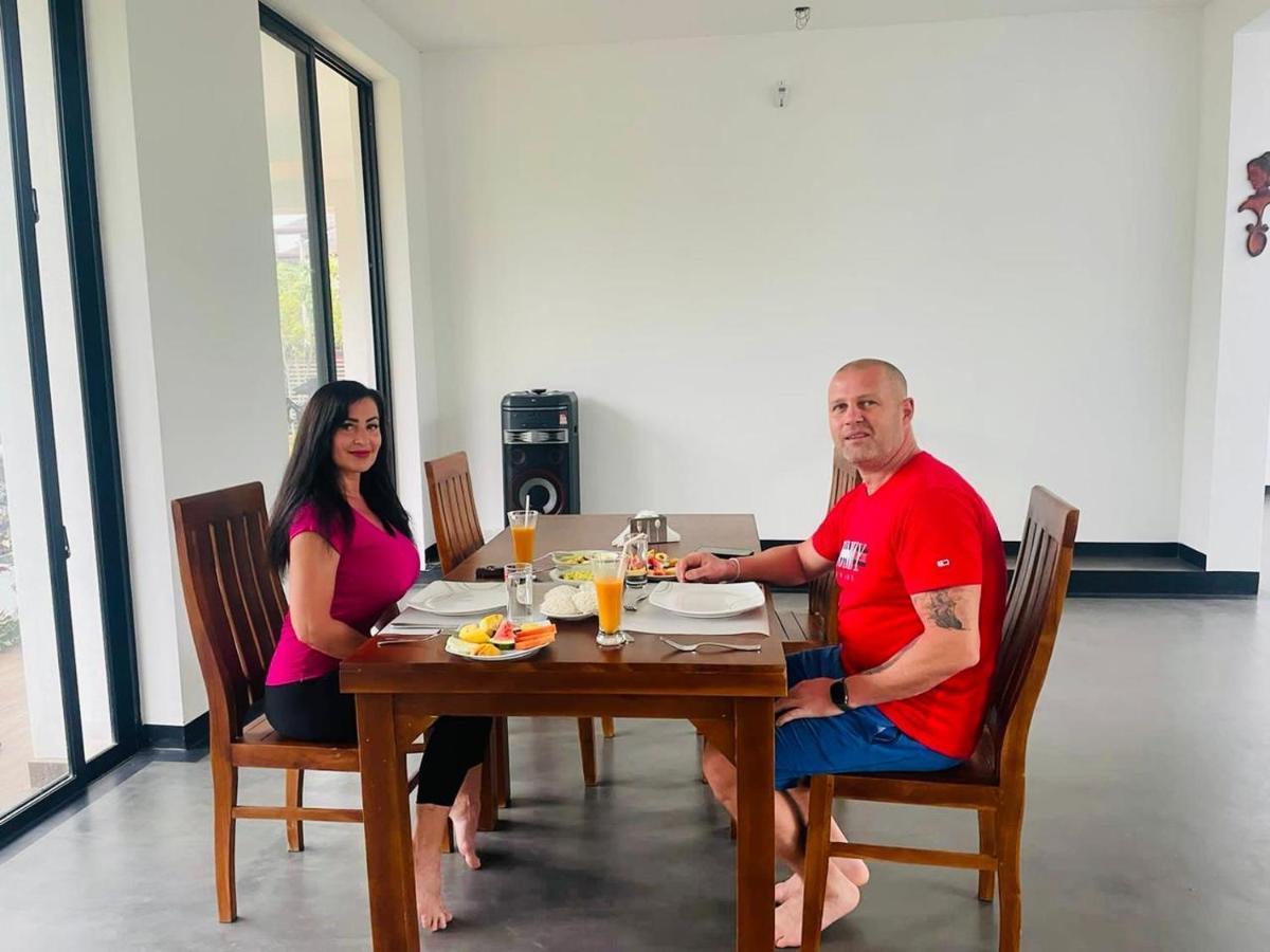 Black Mustang Hotel Dambulla Luaran gambar